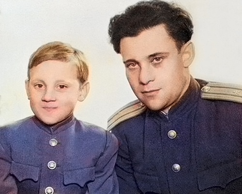 Владимир Высоцкий с отцом