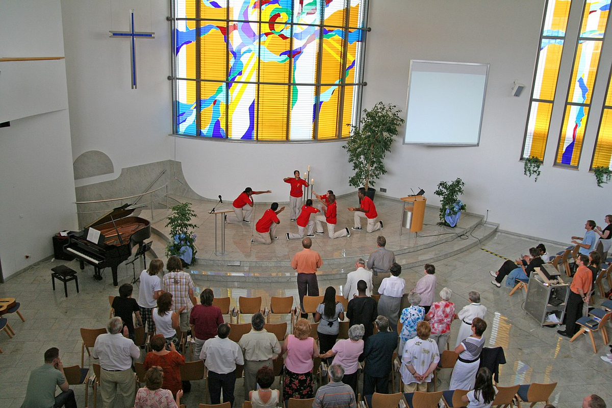 Богослужение в баптисткой церкви города Нюрнберг