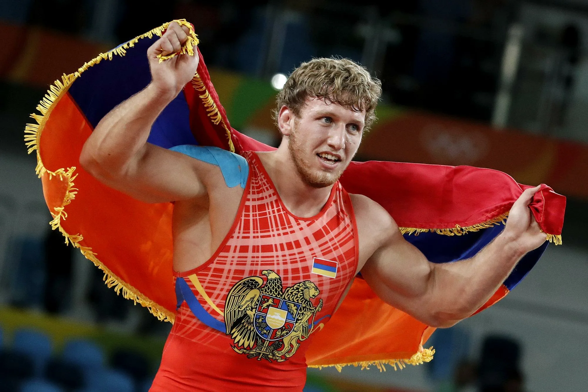 Олимпийский чемпион из Армении борец Артур "белый медведь" Алексанян