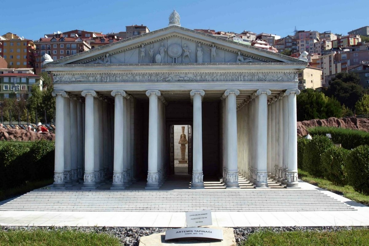 Храм Артемиды, современная реконструкция