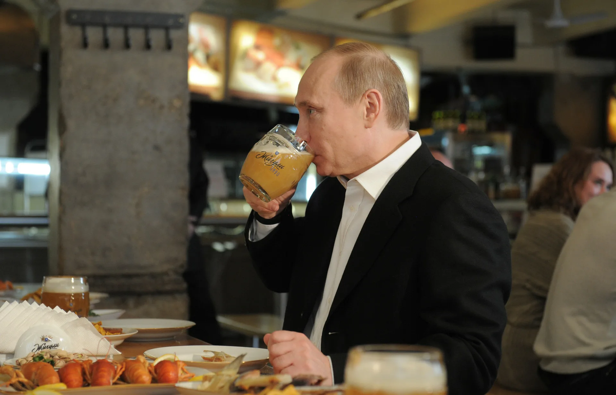 Пищевые предпочтения и кулинарные вкусы президента России Владимира Путина: знакомство изнутри.